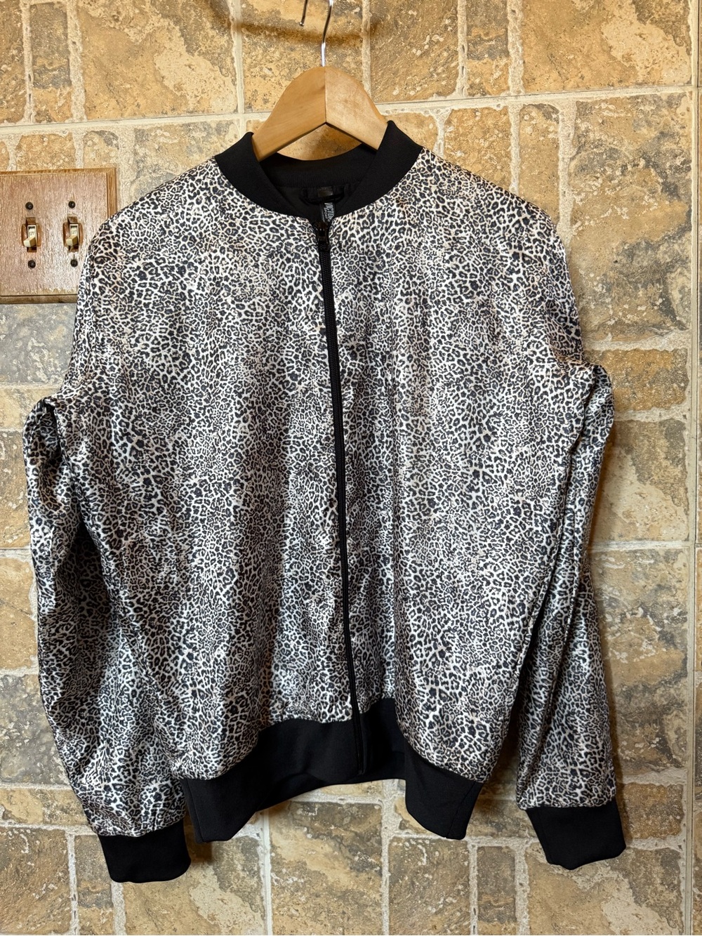 Victoria’s Secret Sport Animal Print Bomber Jacket Small
